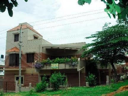 Tulips Homestay Maiçor Exterior foto